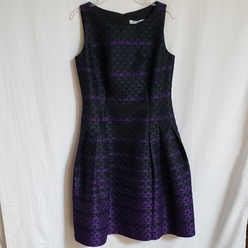 Carmen Marc Valvo Black and Purple Textured Fit-and-Flare Dress